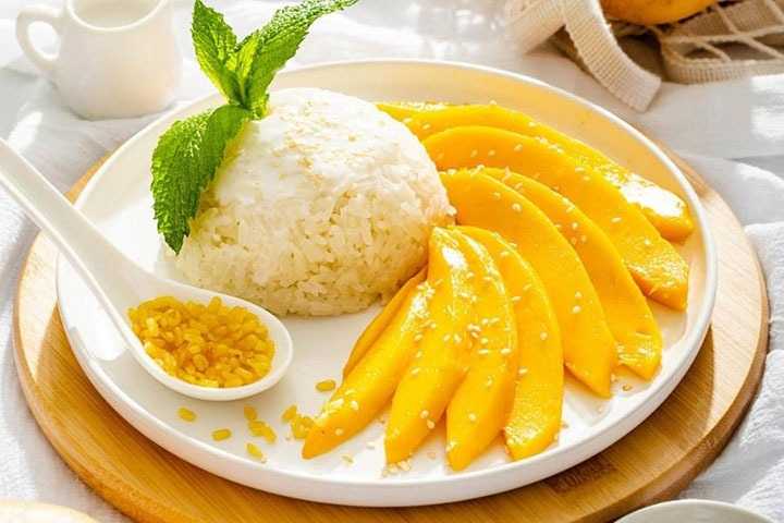 Những Món Ăn Nhất Định Phải Thử Khi Du Lịch Thái Lan